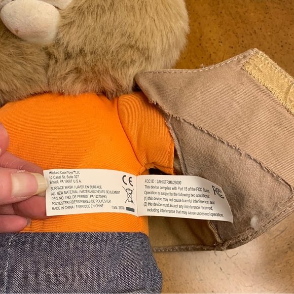 Teddy Ruxpin 2017 animatronic interactive, talking, storytelling bear. Works! - Picture 11 of 13